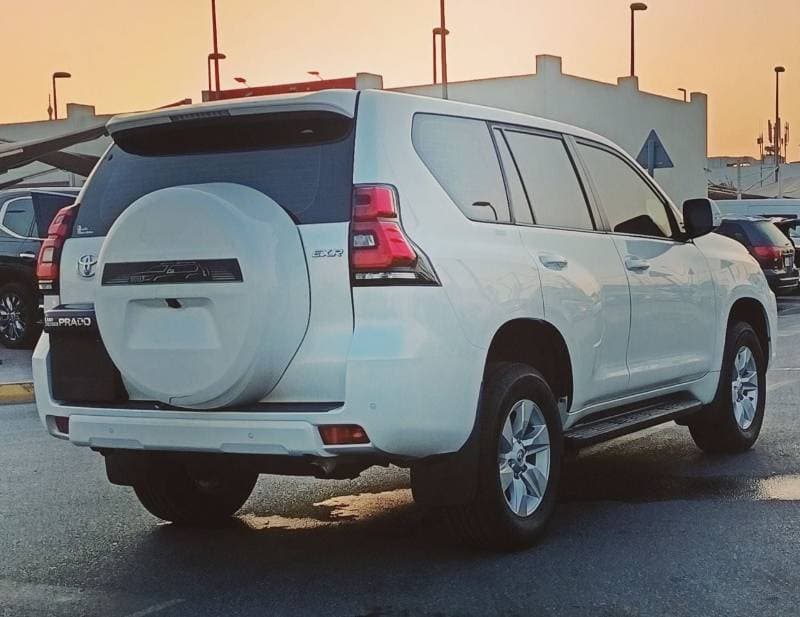 2022 Toyota Land Cruiser EXR thumbnail 6