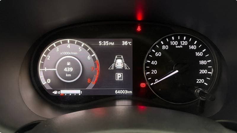 2024 Nissan Kicks SL thumbnail 7