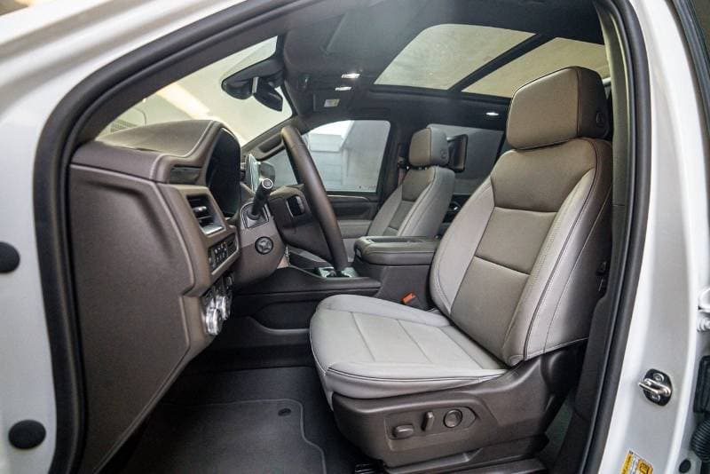 2023 GMC Yukon SLT thumbnail 5