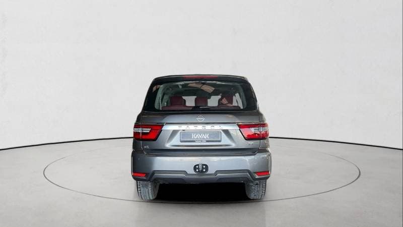 2023 Nissan Patrol SE T2 thumbnail 6