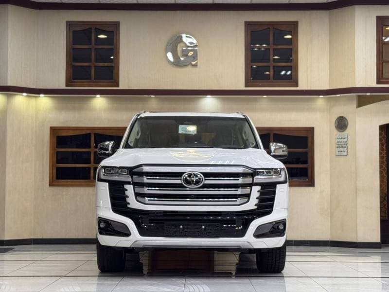 2026 Toyota Land Cruiser VXR thumbnail 2