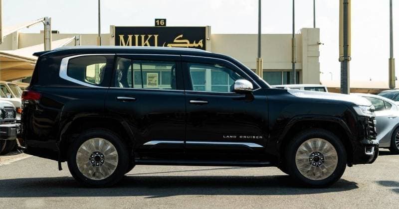 2026 Toyota Land Cruiser VXR thumbnail 7
