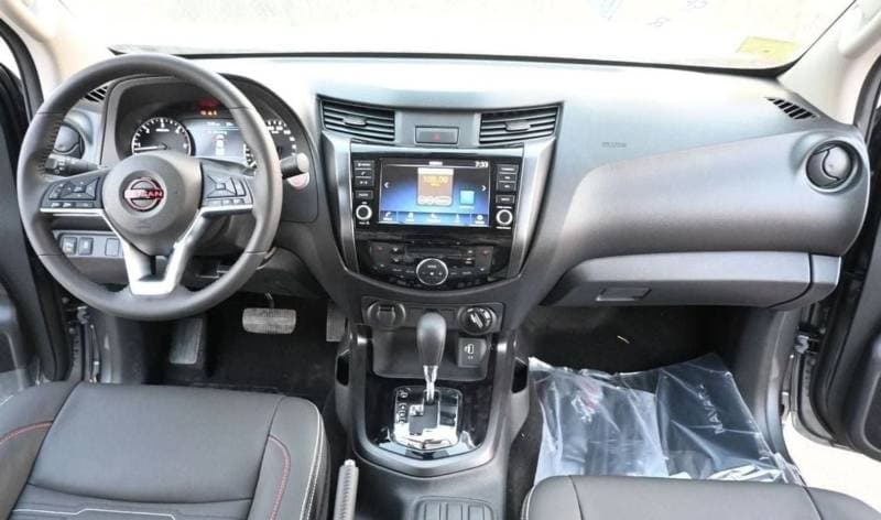 2025 Nissan Navara thumbnail 8