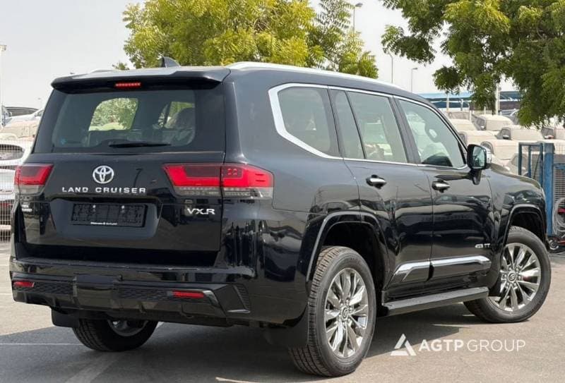 2026 Toyota Land Cruiser VXR thumbnail 5