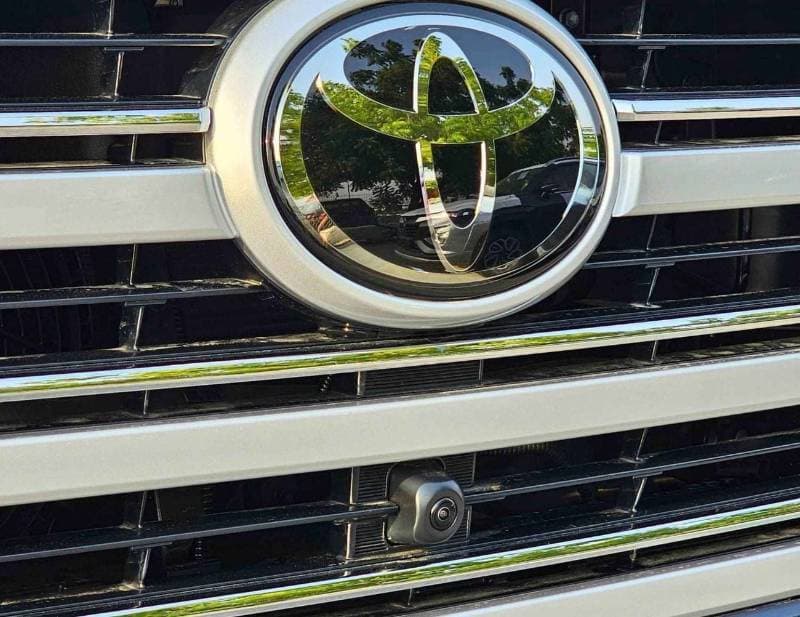 2026 Toyota Land Cruiser VXR thumbnail 8