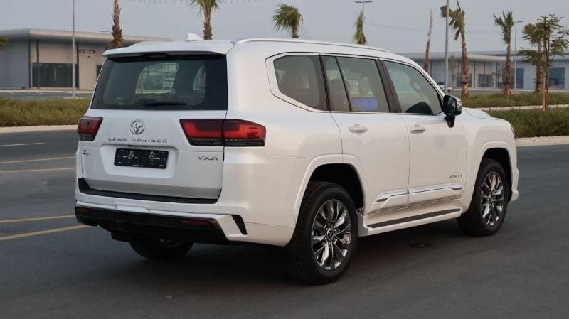 2026 Toyota Land Cruiser VXR thumbnail 7