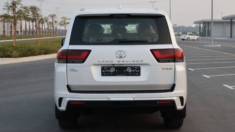 2026 Toyota Land Cruiser VXR thumbnail 6