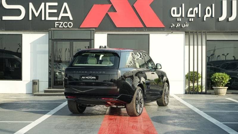 2026 Land Rover Range Rover HSE P400 thumbnail 6