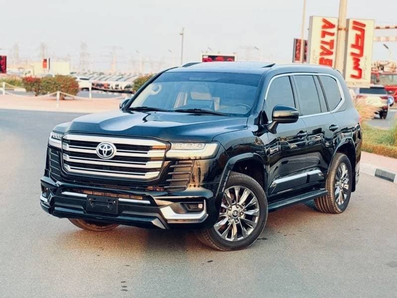 2019 Toyota Land Cruiser GXR thumbnail 3