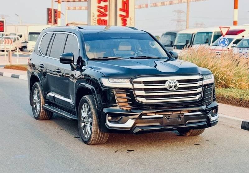 2019 Toyota Land Cruiser GXR thumbnail 4