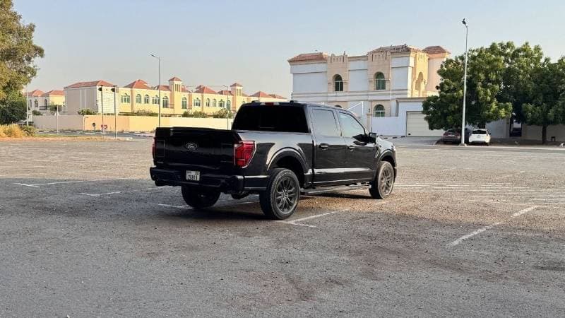 2024 Ford F 150 LARIAT CREW CAB thumbnail 6