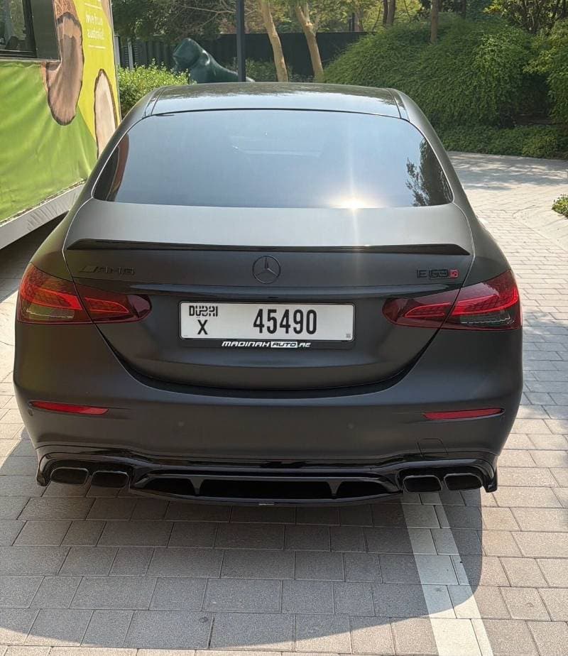 2023 Mercedes Benz E63 AMG S thumbnail 2