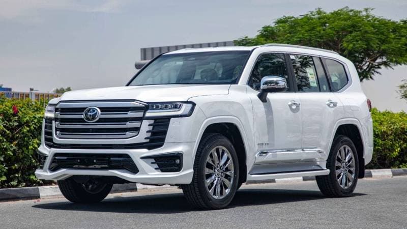 2026 Toyota Land Cruiser VXR thumbnail 4