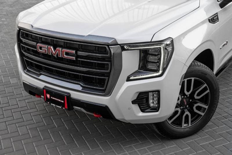 2023 GMC Yukon thumbnail 7