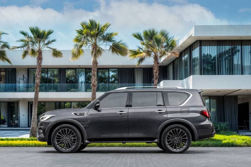 2022 Infiniti QX80 thumbnail 2