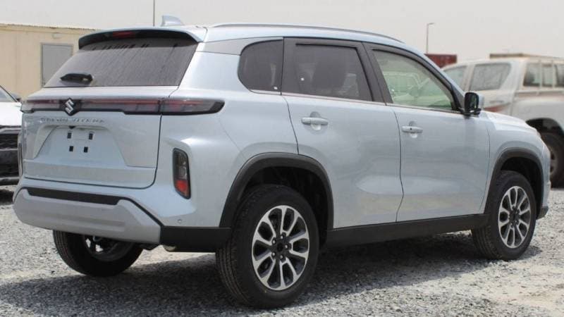 2025 Suzuki Grand Vitara GLX thumbnail 4