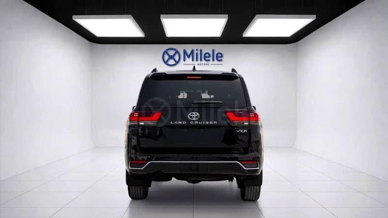 2026 Toyota Land Cruiser VXR thumbnail 7
