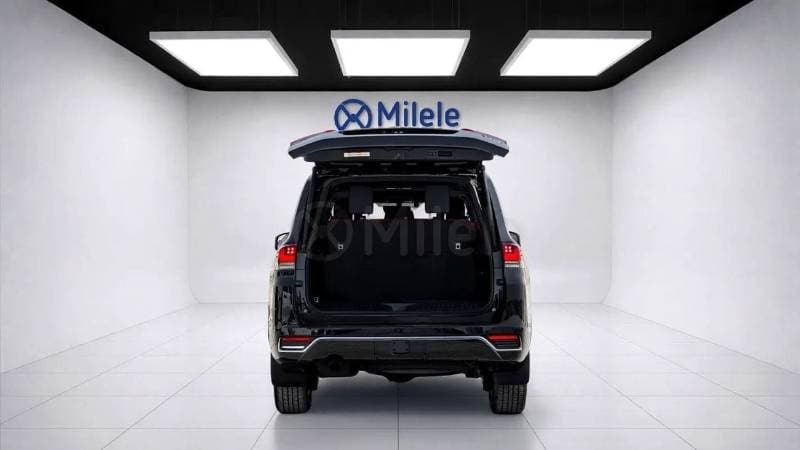 2026 Toyota Land Cruiser VXR thumbnail 8