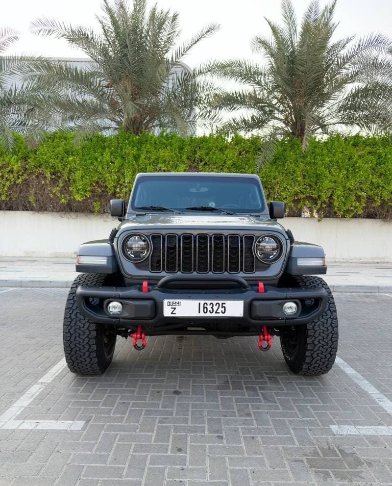 2021 Jeep Wrangler SAHARA thumbnail 2