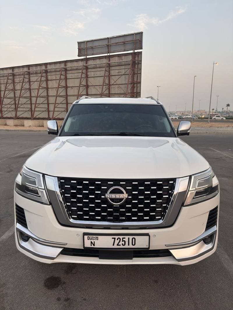 2021 Nissan Patrol LE PLATINUM CITY thumbnail 3