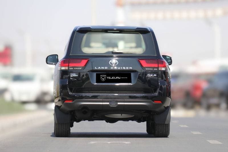 2026 Toyota Land Cruiser GXR thumbnail 3