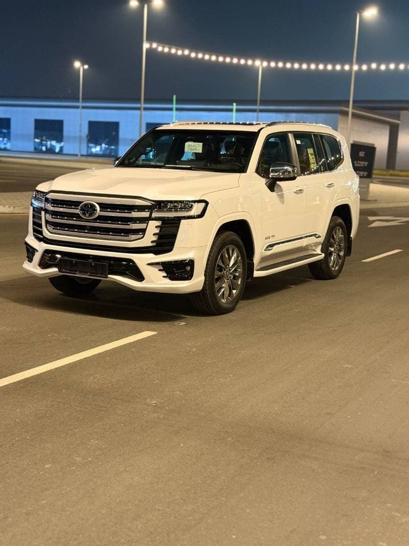 2026 Toyota Land Cruiser VXR thumbnail 3