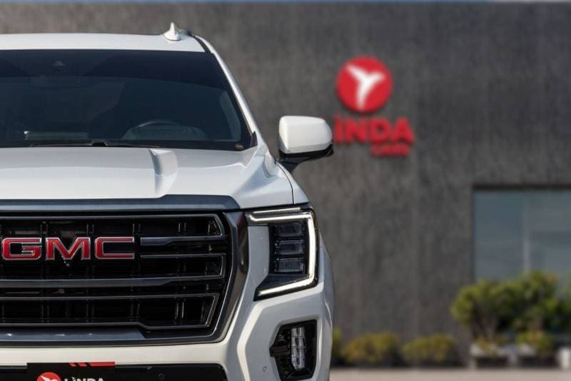 2022 GMC Yukon AT4 thumbnail 3