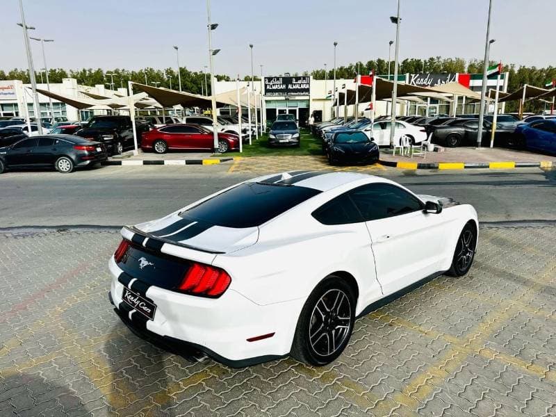 2022 Ford Mustang thumbnail 5