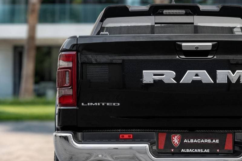 2021 RAM 1500 Limited thumbnail 6