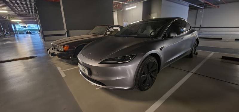 2024 Tesla Model 3 STANDARD RANGE thumbnail 2