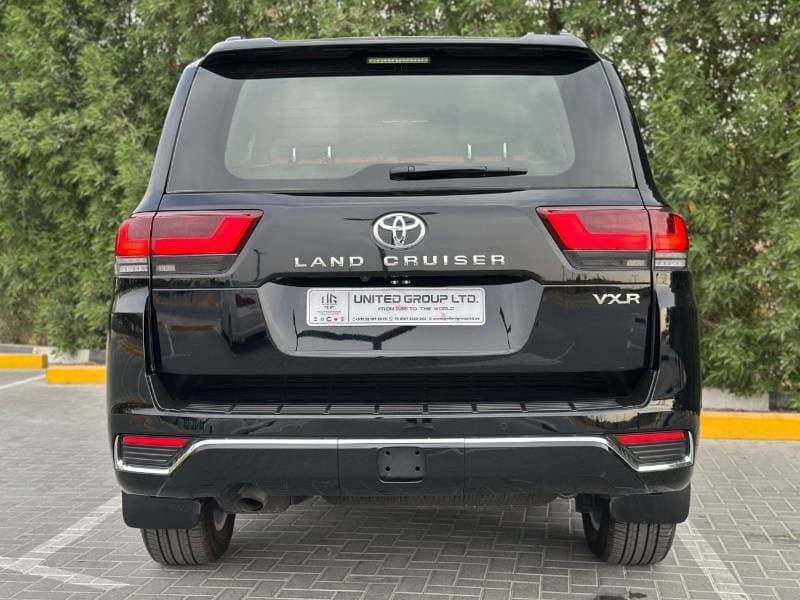 2026 Toyota Land Cruiser VXR thumbnail 4