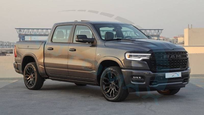 2026 RAM 1500 LIMITED thumbnail 5