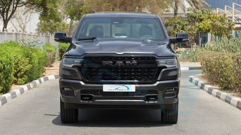2026 RAM 1500 LIMITED thumbnail 4