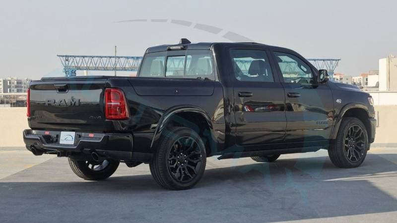 2026 RAM 1500 LIMITED thumbnail 8