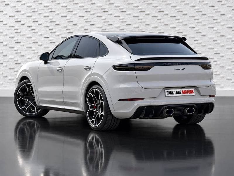 2022 Porsche Cayenne TURBO GT thumbnail 3