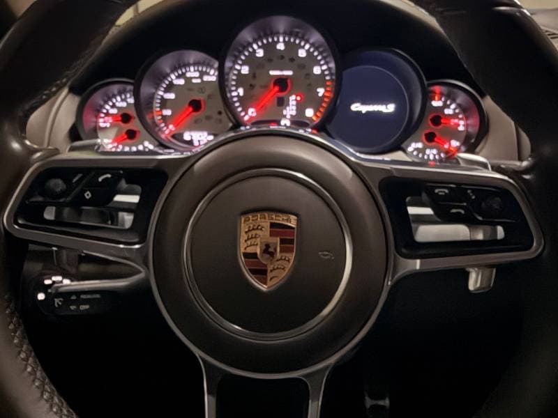 2016 Porsche Cayenne S thumbnail 7