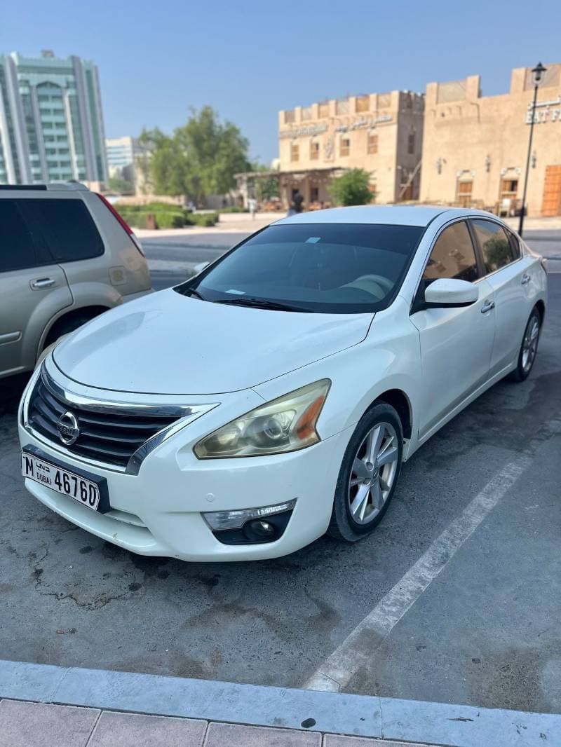 2013 Nissan Altima SV thumbnail 3