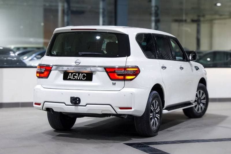2024 Nissan Patrol XE thumbnail 8