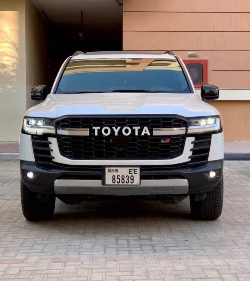 2022 Toyota Land Cruiser GR SPORT thumbnail 5