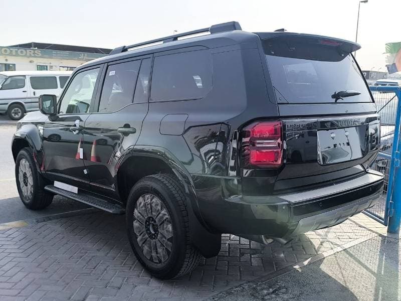 2025 Toyota Prado VXR thumbnail 5