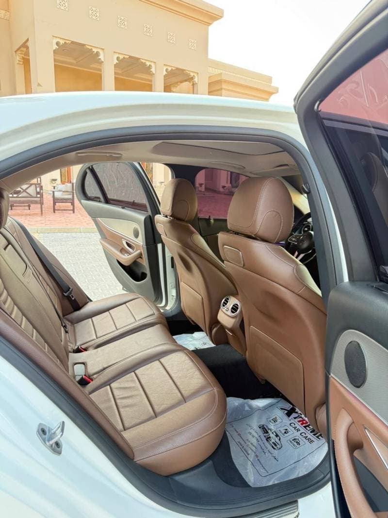 2019 Mercedes Benz E350 STANDARD thumbnail 5