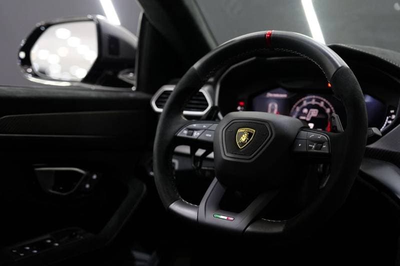 2024 Lamborghini Urus PERFORMANTE thumbnail 4