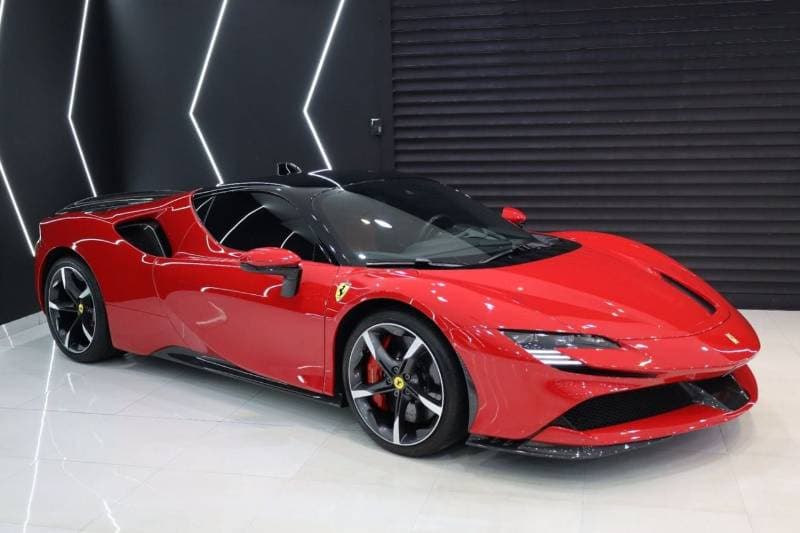 2022 Ferrari SF90 STRADALE thumbnail 3