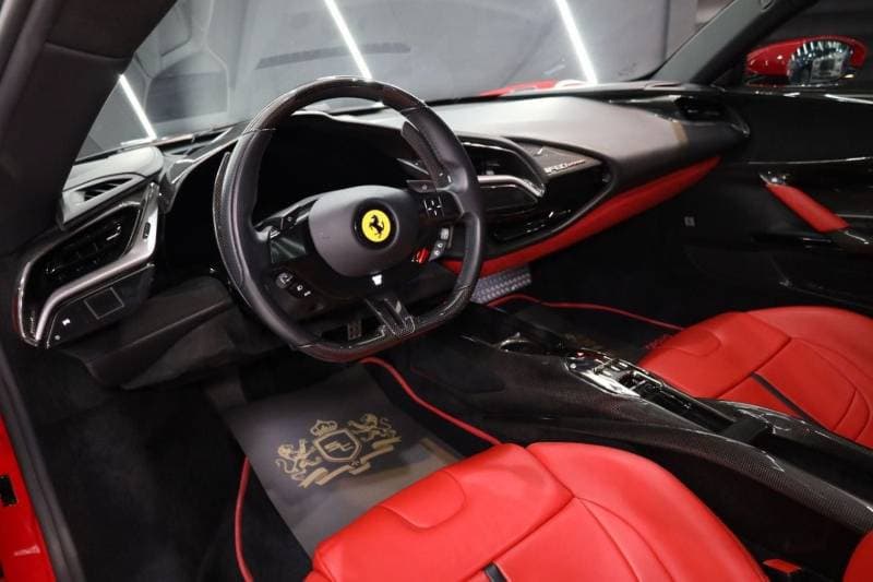 2022 Ferrari SF90 STRADALE thumbnail 7