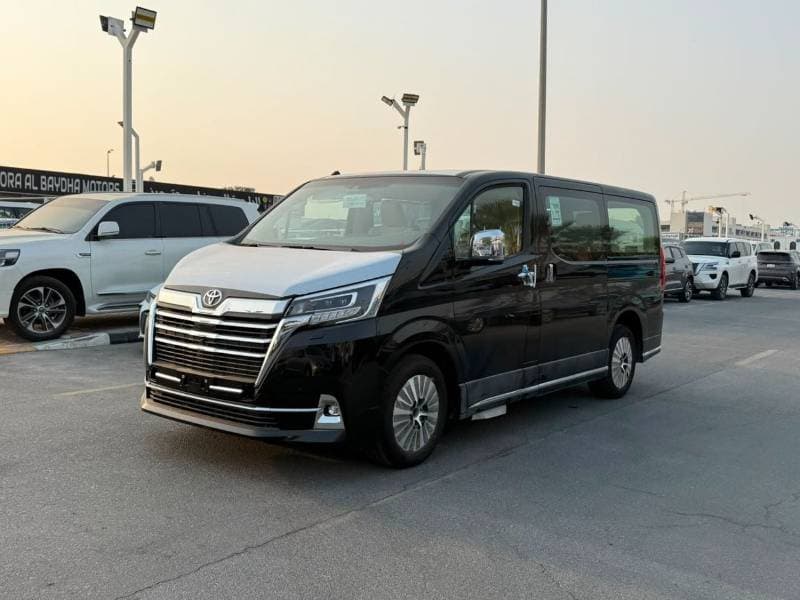 2026 Toyota Granvia PREMIUM thumbnail 3