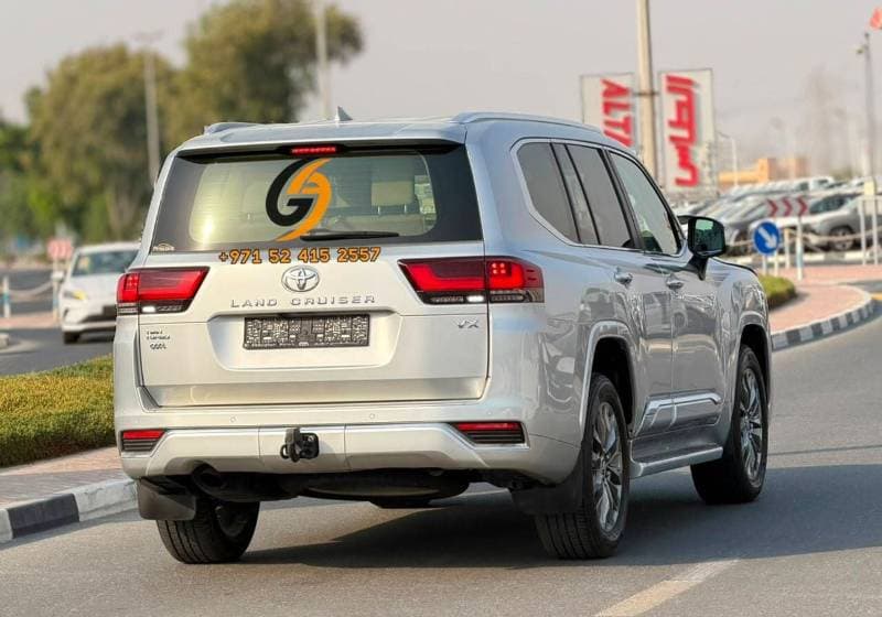 2024 Toyota Land Cruiser VX thumbnail 3