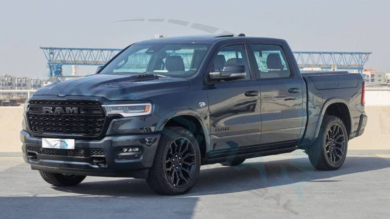 2026 RAM 1500 LIMITED thumbnail 3