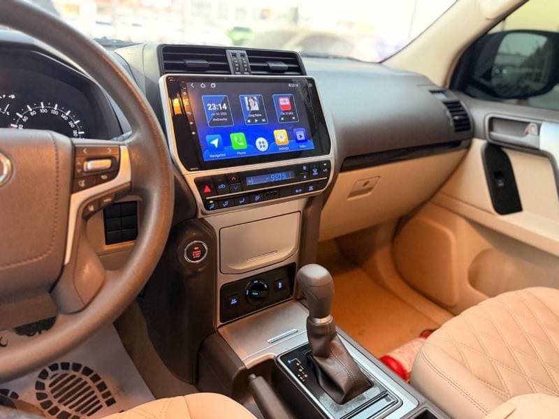 2019 Toyota Prado VXR thumbnail 8