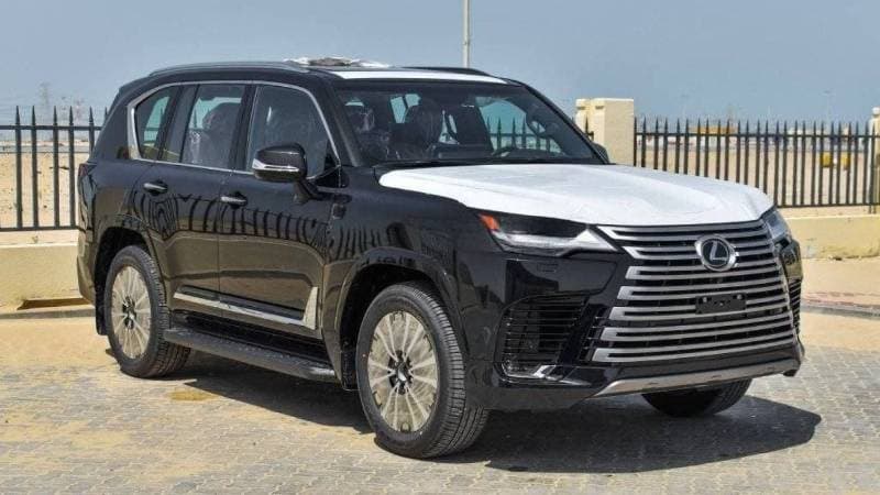 2024 Lexus LX600 SIGNATURE thumbnail 7