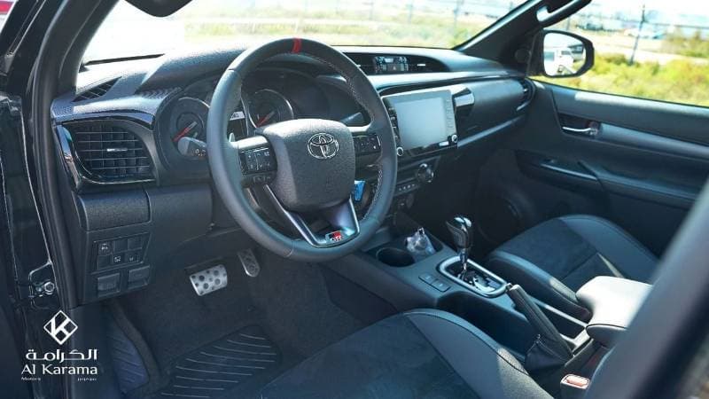 2026 Toyota Hilux GR SPORT thumbnail 6